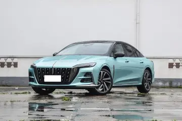 Hongqi H6 5 Seats Large Space Medium SUV Petrol Vehicle Sedan cheap car